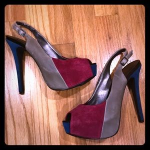 Jessica Simpson slingback platform heels